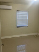 510 E 49th St in Hialeah, FL - Building Photo - Building Photo