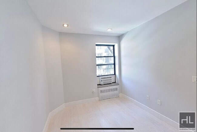 STANTON ST. in New York, NY - Building Photo - Building Photo