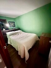 93 Falmouth Rd, Unit A in Falmouth, ME - Foto de edificio - Building Photo