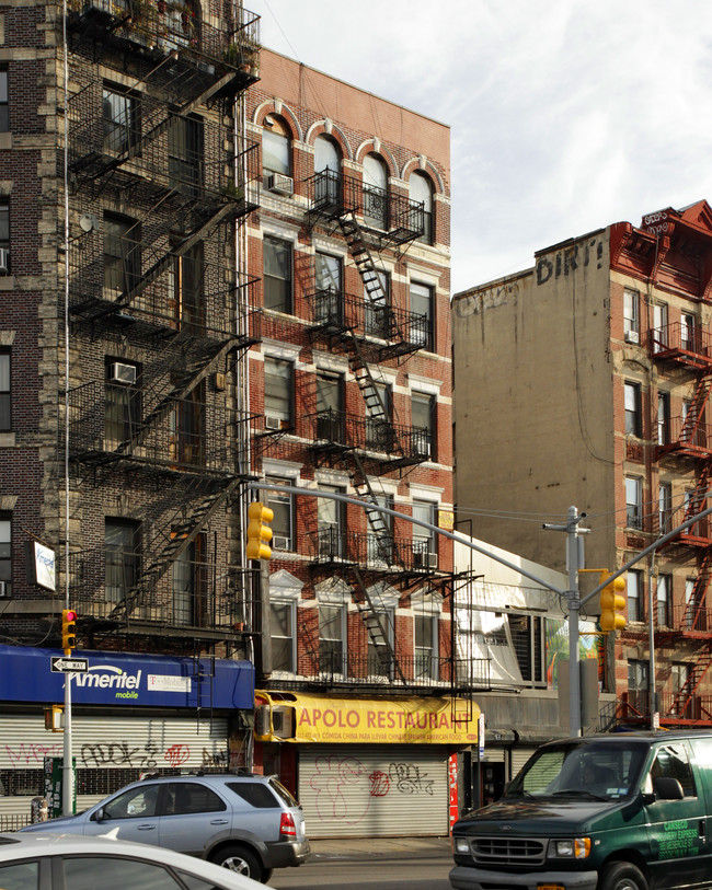 168 1/2 Delancey St in New York, NY - Foto de edificio - Building Photo