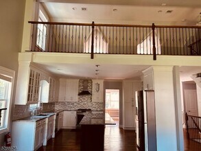 71 Winchester Rd in Livingston, NJ - Building Photo - Building Photo