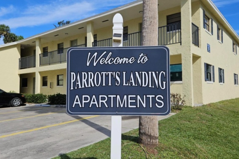 Parrott's Landing Apartments in Okeechobee, FL - Foto de edificio