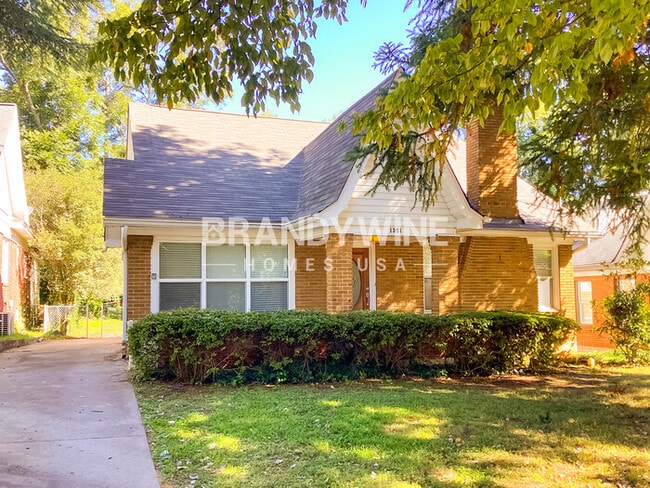 property at 1351 Jefferson Ave