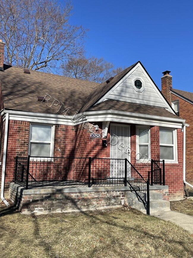 16525 Murray Hill St in Detroit, MI - Building Photo - Building Photo
