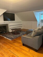 4 Post Office Ln in Westport, CT - Building Photo - Building Photo