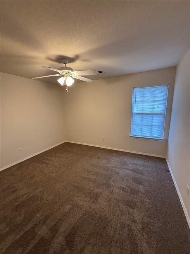 3107 SW Amberwood Ave in Bentonville, AR - Building Photo - Building Photo