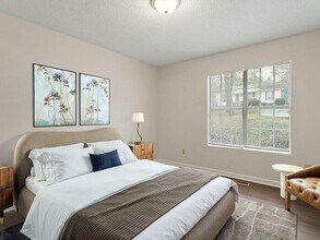 815 Riverbark Ln in Durham, NC - Building Photo - Building Photo