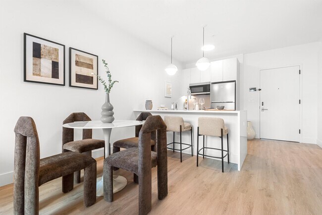 200 Monticello Ave-Unit -002 in Jersey City, NJ - Building Photo - Building Photo