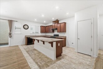 2924 Bowden Sq Wy in Sacramento, CA - Building Photo - Building Photo