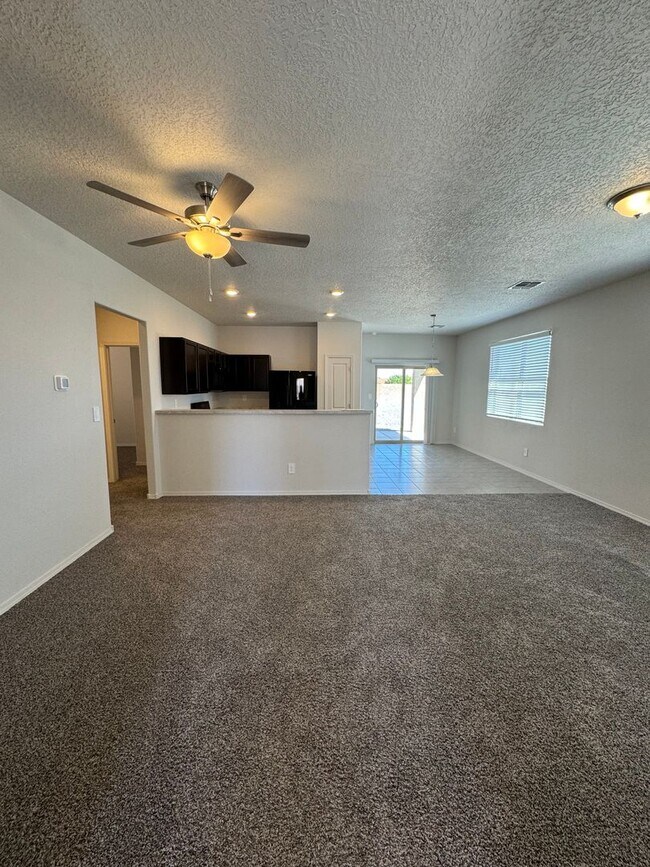 561 Desert Senna Ave SW in Los Lunas, NM - Building Photo - Building Photo
