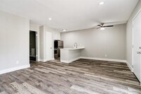 508 Branard St photo'