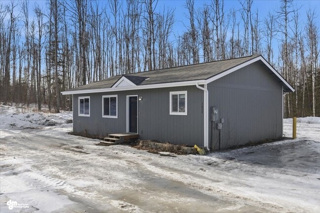 3600 Vale Ave in Wasilla, AK - Building Photo - Building Photo