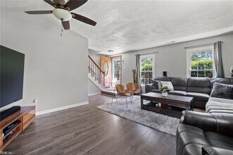 1805 Monet Ct in Virginia Beach, VA - Building Photo - Building Photo