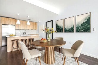 1711 Coney Island Ave, Unit 2B in Brooklyn, NY - Foto de edificio - Building Photo