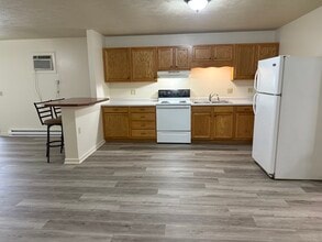 201 W Main St in Fountain City, IN - Building Photo - Building Photo