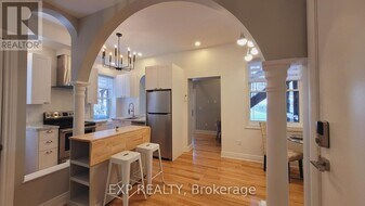 159-159 James St in Ottawa, ON - Building Photo