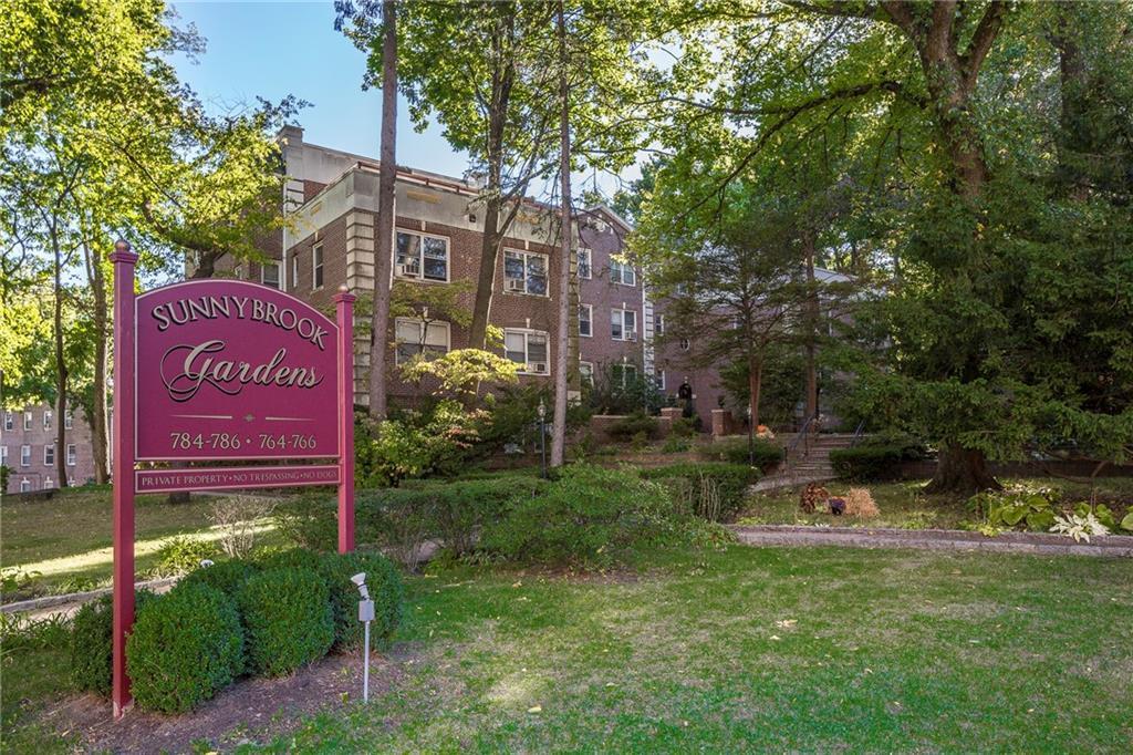 766 Palmer Rd in Yonkers, NY - Building Photo