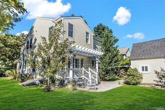 15 14th St in Bayville, NY - Building Photo - Building Photo