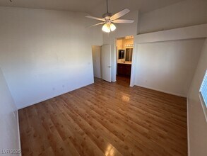 756 Gritty Garnet Ave in Las Vegas, NV - Building Photo - Building Photo