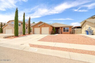 14241 Smokey Point Dr in El Paso, TX - Building Photo - Building Photo