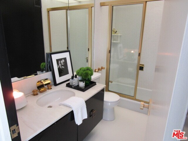 8787 Shoreham Dr-Unit -PHA in West Hollywood, CA - Building Photo