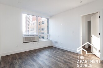940 W Carmen Ave, Unit 206 in Chicago, IL - Building Photo - Building Photo