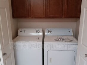 7100 Alexandria Dr NE in Albuquerque, NM - Building Photo - Building Photo