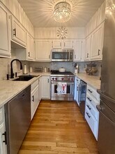 7 Pleasant St in Boston, MA - Building Photo - Building Photo