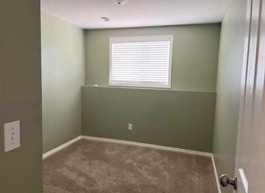3 Bedroom 2 Bath Detached House in Olds, AB - Building Photo - Building Photo