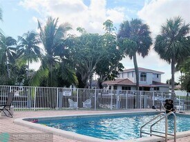 151 SE 6th Ave in Pompano Beach, FL - Building Photo