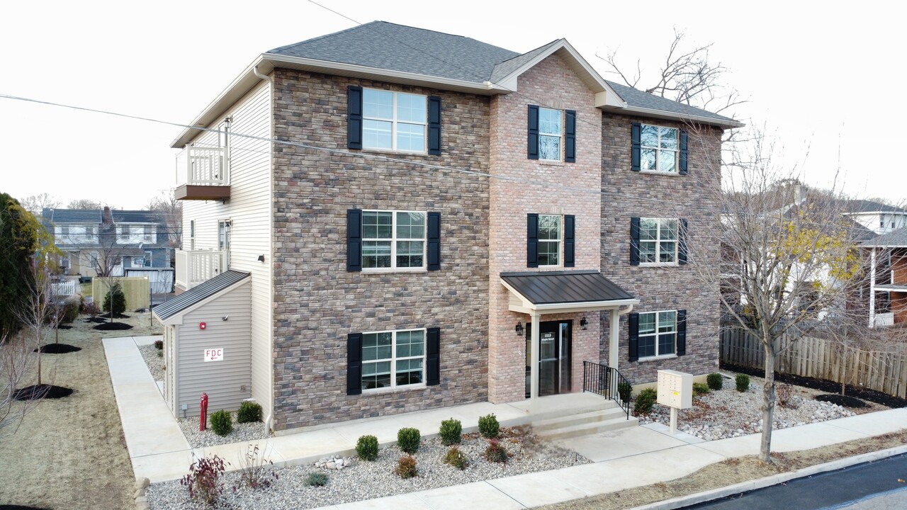 1513 Maple St in Bethlehem, PA - Building Photo