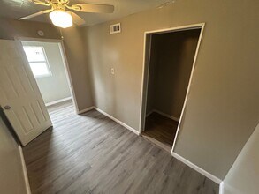 2347 Rosedale Ave in Toledo, OH - Building Photo - Building Photo