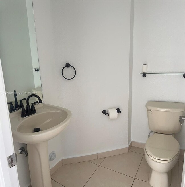 4409 NW 113th Ct in Doral, FL - Building Photo - Building Photo