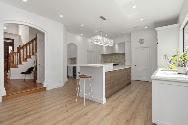 1816 Winding View in San Antonio, TX - Building Photo - Building Photo