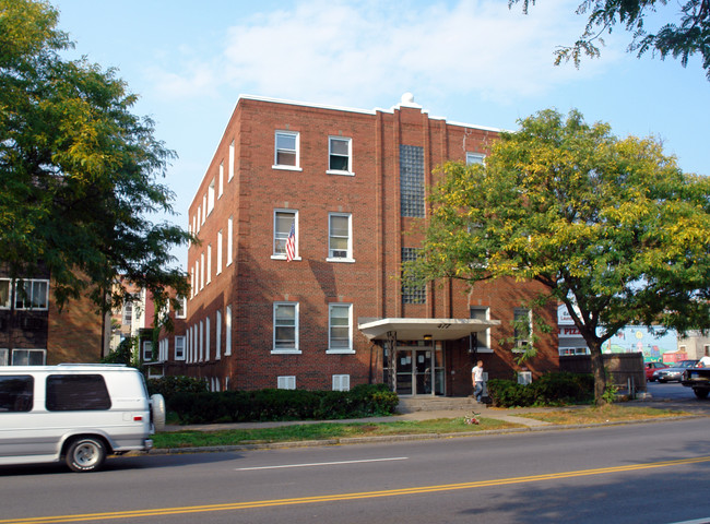 477 James St in Syracuse, NY - Building Photo - Building Photo