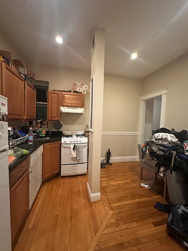 1189 Commonwealth Ave, Unit 23 in Boston, MA - Building Photo - Building Photo