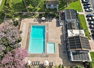 10224 Holburn Dr in Huntington Beach, CA - Building Photo - Building Photo