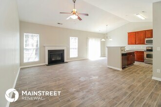 417 Tighfield Dr in Mebane, NC - Building Photo - Building Photo