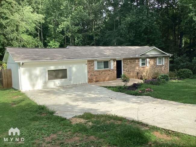 property at 8684 Chestnut Ln