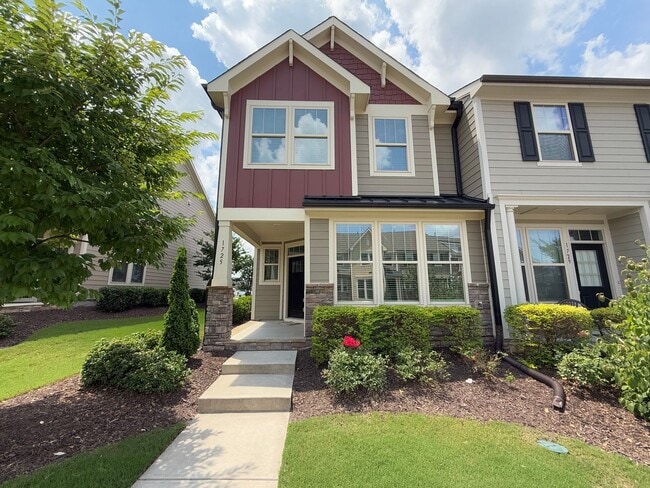 property at 1725 Mallard Trace Dr