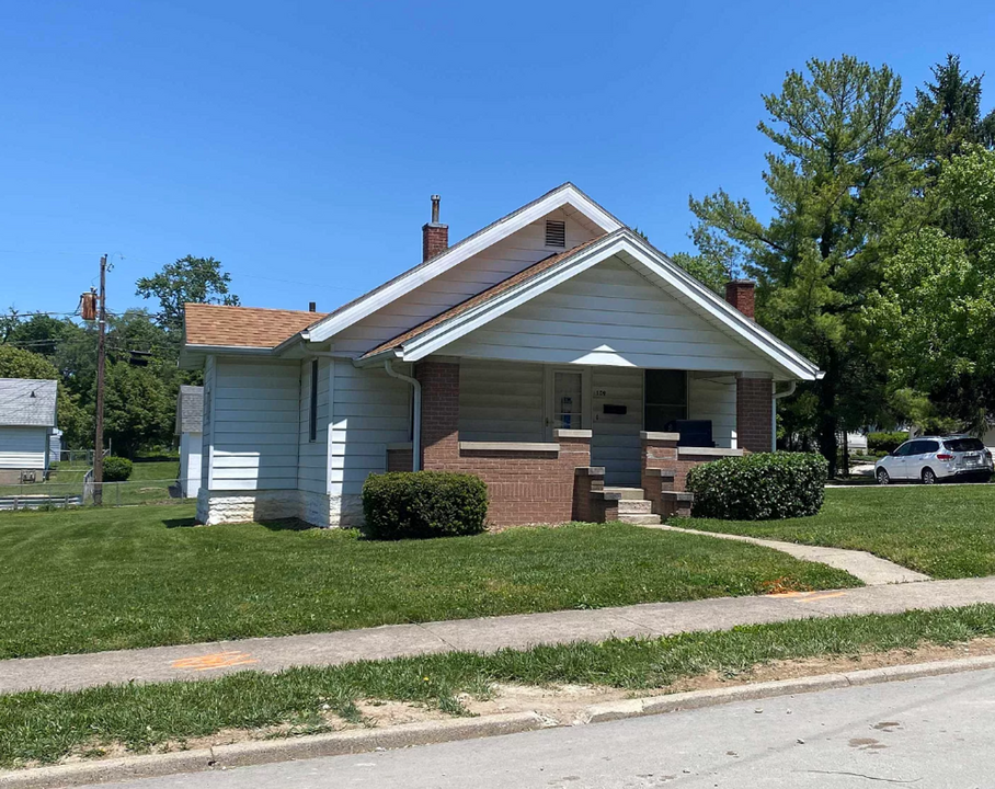 109 E 14th St in Bloomington, IN - Building Photo