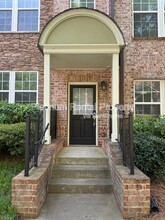 1229 Ashford Creek Park NE in Atlanta, GA - Building Photo - Building Photo