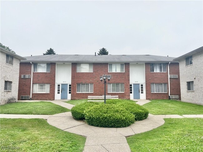 property at 2010 Woodlawn Ave NW