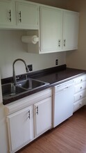 1923 Viking Dr NW, Unit 25 in Rochester, MN - Building Photo - Building Photo