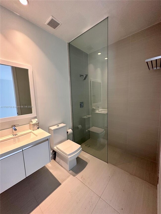 6420 NW 104th Path, Unit 6420 in Doral, FL - Building Photo - Building Photo