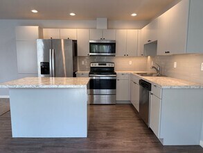 7417 Saddlebrook Lp in Yakima, WA - Building Photo - Building Photo