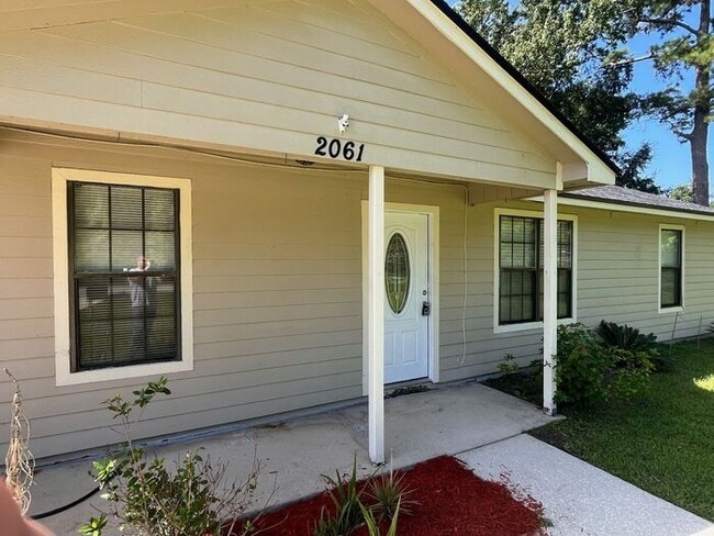 2061 Ashton St in Middleburg, FL - Building Photo - Building Photo