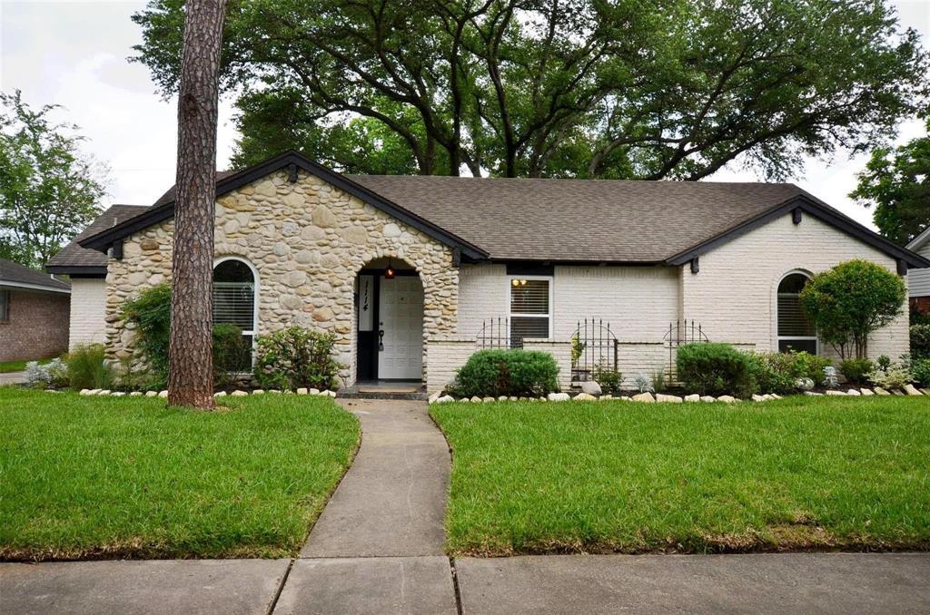 1114 Cottage Oak Ln in Houston, TX - Building Photo