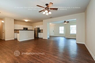 1816 Logan Ridge Cir in Loganville, GA - Building Photo - Building Photo