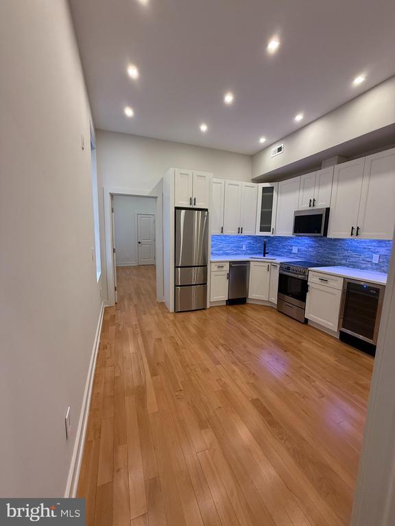 114 S 20th St in Philadelphia, PA - Building Photo - Building Photo
